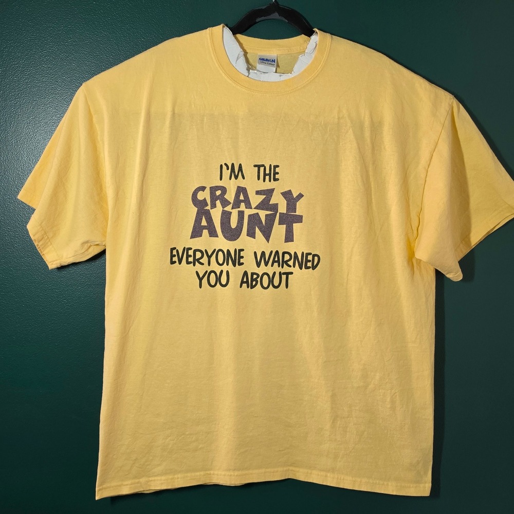Gildan Ultra Cotton Yellow Graphic Tee Crazy Aunt Novelty T-Shirt Womens 2XL